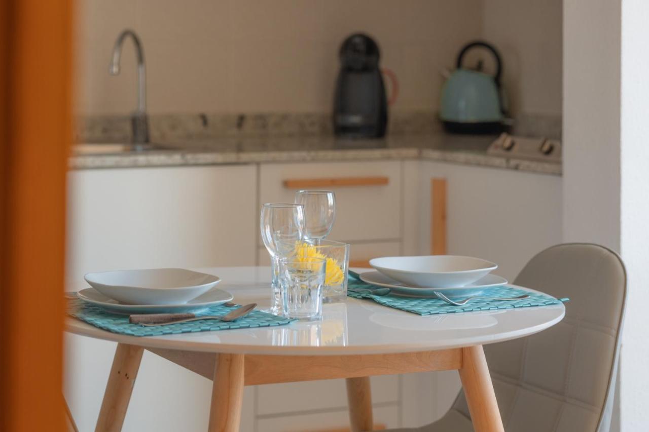 Apartamento 1 Habitacion A 10 M De La Playa, Am Rentals โปเญนซา ภายนอก รูปภาพ
